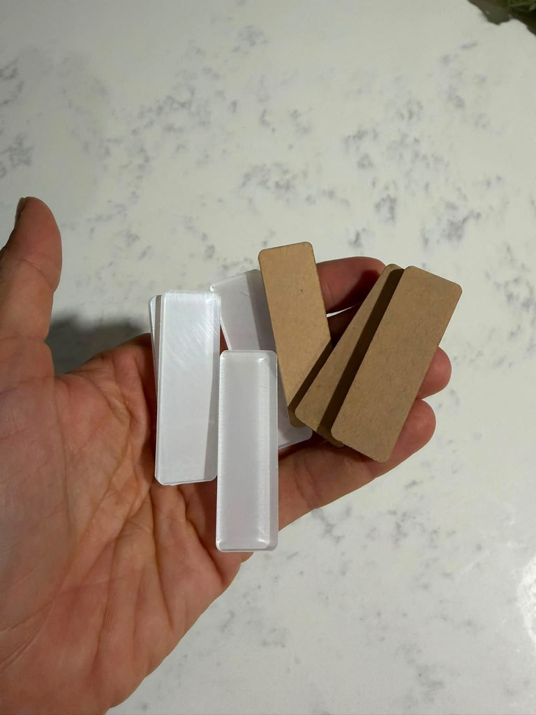 Acrylic scraps for crafting