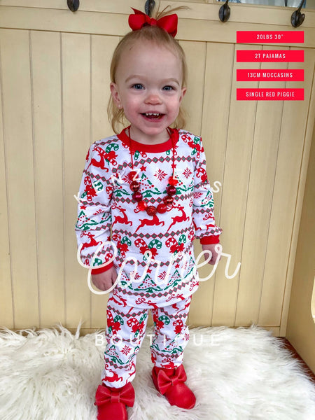 Christmas print top and bottom pajamas