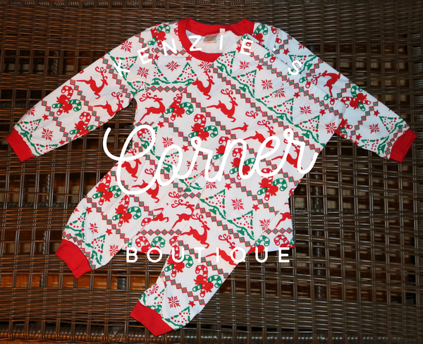 Christmas print top and bottom pajamas